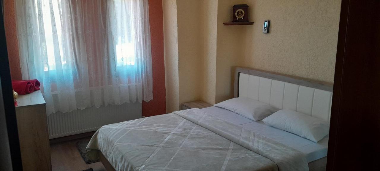 Artemis Home Petra  Екстер'єр фото